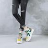 [Personalizado] W1775 Zapatos blancos con forro polar y suela gruesa para mujer, 2022, nuevo estilo para personas pequeñas con combinación de colores.