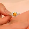 Novo Modelo Princesa da Primeira Neve Anel de Moissanita Colorida de 1 Quilate em Prata Esterlina para Mulheres Presente de Casamento Anel de Diamante Transfronteiriço em Estoque