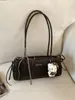 Bolsa de Ombro Simples Retrô Coreana para Mulheres 2025 Nova Moda Outono e Inverno Bolsa de Mão Elegante para o Dia a Dia Bolsa de Ombro