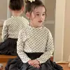 Camiseta Base de Lunares para Niña, Algodón Puro Grado A, Estilo Coreano con Volantes, Camiseta de Manga Larga Infantil, Prenda Interior Versátil para Niños Pequeños