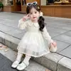 Vestido de Renda com Gola de Pérolas Novo Outono 2026 para Meninas, Vestido de Princesa para Aniversário, Vestido de Celebridade da Internet, Roupa Infantil da Moda