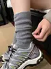 Meias femininas de outono em tricô grosso respiráveis com fio texturizado, cor sólida, design push-up, meias versáteis estilo japonês para a panturrilha