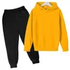 Conjunto de Moletom Liso com Forro de Lã e Calça Jogger Infantil para Outono 2025 Moda Infantil Conjunto de Roupas Moletom com Capuz Fabricante em Estoque