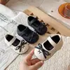 Zapatos Pequeños de Cuero para Niñas 2026 Nuevos de Primavera y Otoño Suela Suave Zapatos Individuales Zapatos para Niñas Zapatos de Princesa con Lazo para Niños Pequeños