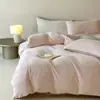 Estilo Lujo Ligero Juego de Cuatro Piezas Engrosado de Felpa de Leche Otoño e Invierno Cálida Funda Nórdica Sábana de Cama de Felpa de Coral Faldón de Cama Ropa de Cama