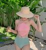 Moda Praia para Piscinas Termais Feminina, Alta Qualidade, Puro Desejo, Cores Contrastantes, Cintura Alta, Cobrindo a Pele, Efeito Emagrecedor, Seios Pequenos, Decote Halter, Biquíni com Faixa na Cintura