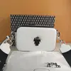 Bolsa para Câmera Carra Lao Fu Ye 2026 Quente Personagem de Desenho Animado Pequena Quadrada Versátil de Ombro Transversal