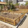Barandilla de valla de bambú de imitación de acero inoxidable, valla de bambú para huerto rural, puerta de valla de bambú, barandilla de sección de bambú de aleación de aluminio para paisajismo exterior