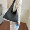 Bolsa de Lona Listrada de Grande Capacidade para o Trabalho Feminina 2026 Nova Moda Versátil Bolsa de Ombro Único Bolsa Tote para Passeio e Trabalho