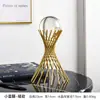 Decoração de mesa com bola de cristal de luxo leve estilo americano, ornamento decorativo simples e moderno para armário de TV de villa e hotel