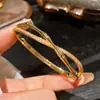 Pulsera de Zirconia de Bambú Chapada en Oro Real de 18K Estilo Retro Minimalista Nuevo Diseño Chino Joyería de Nicho para Mujeres