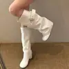 Botas longas de salto grosso com canos largos, de salto alto, novas e fashion em preto com salto empilhado, botas longas estilosas para garotas descoladas, bico quadrado feminino 2026