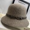 Sombrero de pescador Picaro de invierno para mujeres de mediana edad y ancianas de lana a prueba de frío cálido de aspecto elegante para adelgazar la cara grande cuadros pequeños hebilla