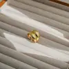 Anillo ajustable de acero de titanio bestseller transfronterizo de Tilini, joyería de alta gama de moda al por mayor, anillo abierto para parejas de hombres y mujeres