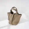 Bolso Cesta de Cuero de Vaca de Primera Capa, Bolso de Mano de Gran Capacidad, Bolso Cubo de Cuero Genuino, Diseño de Nicho para Mujeres