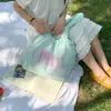 Bolsa Tote Rosa con Estampado de Letras para Mujer, Bolso de Lona de un Solo Hombro de Gran Capacidad, Moderno y Versátil, Diseño de Cierre de Cordón, Sencillo para el Viaje Diario
