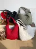 Bolsa de Ombro Estilo Coreano Estilo Ins Grande Capacidade Bolsa Tote Relaxada Bolsa de Meia-Lua Acolchoada Bolsa Hobo de Braço ou Mão