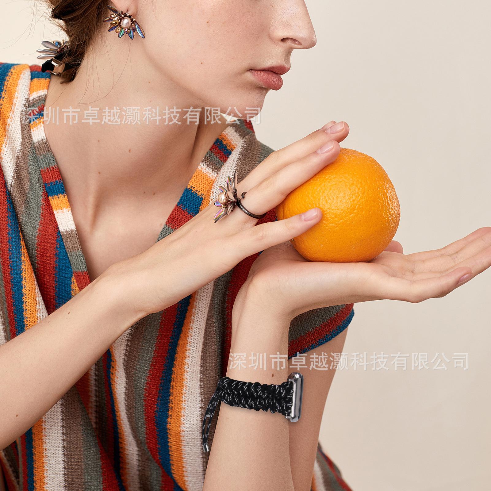 黑间白 (7).jpg