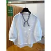 Camisa Branca de Manga Três Quartos para Mulheres, Novo Estilo Primavera/Verão 2026, Solta e Simples, Blusa Elegante Bordada de Algodão Puro