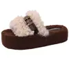 Pantuflas Peludas Exquisitas con Hebilla de Cinturón, Suela Gruesa, Estilo Vintage, para Mujer, Novedad Otoño/Invierno 2025, Zapatillas de Algodón de una Sola Tira