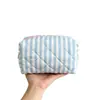 Bolsa de maquiagem octogonal listrada color block estilo dormitório portátil, em estoque para exportação, alto valor estético, bolsa quadrada pequena de armazenamento de grande capacidade atacado