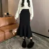 Saia Midi de Inverno Feminina Elegante de Alto Padrão, Estilo Nicho, Cauda de Peixe, Cintura Alta, Emagrecedora, que Molda o Quadril
