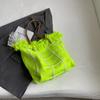 Bolso de lana texturizada Nuevo 2023 bolso de hombro de moda para mujer bolso tote de gran capacidad bolso grande para ir al trabajo bolso grande con borlas