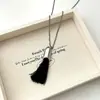 Colar com Escova de Cabelo de Franja da Mesma Moda do Carro Jingyuan para Mulheres Design de Nicho Acessórios Versáteis Corrente Longa Versátil para Suéter
