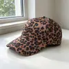 Gorra de Béisbol Estampado de Leopardo para Mujer 2026 Nuevo Estilo Chica Popular Estilo Dulce Fresco Para Adelgazar la Cara Visera Curva Snapback Sombrero de Exterior para Protección Solar