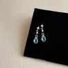 Una Gota de Lágrimas ~ Pendientes de Zirconia Delicados y Compactos para Mujer Nicho de Alta Gama Pendientes de Corazón Simples de Moda Versátiles