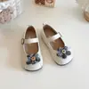 Sapatos Individuais Novos de Primavera 2026 para Meninas Sapatinhos de Couro para Bebês Sapatos de Performance Infantil Elegantes Sapatos de Princesa para Florista