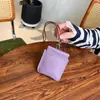 Bolso de Lipstick de Cuero de Vaca de Primera Capa con Cuello Halter, Bolso para Auriculares, Bolso de Monedas de Almacenamiento con Hebilla de Clip Versátil y Exquisito, Tarjetero Mini Estilo Coreano