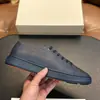 Zapatillas blancas para hombre de cuero genuino estilo minimalista europeo STN superventas de comercio exterior cuero suave antideslizantes de suela gruesa zapatillas para el día a día