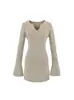 Vestido de Punto Estilo Puro Deseo Cuello en V Mangas Acampanadas Otoño Nuevo Cintura Adelgazante Bodycon Corto Falda Base Chica Caliente