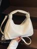 Bolso de Mano Popular Nuevo de Moda Coreana de Cuero Encerado al Aceite para Mujer, Nicho para Viajeros, Versátil, Elegante de Alta Gama, Bandolera