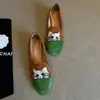 ¡Versión de piel de oveja! Nuevos Mocasines Slip-on Bordados de Gatito para Mujer, Ropa Exterior Simple, Zapatos Planos Cómodos de Cuero Individuales
