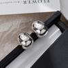 Pendientes de viento frío para mujer, estilo europeo y americano, de moda, con nicho de metal ovalado, elegantes pendientes con diseño de sentido avanzado, joyería para las orejas.