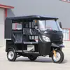 Motocicleta de Tres Ruedas Bajaj Fuel Negra de Gama Alta Tuk-Tuk Techo de Metal Doble Fila de Pasajeros de Combustible