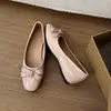 Zapatos bajos suaves Chuyuji de estilo francés para mujer que aumentan la altura, nuevos zapatos de noche de otoño 2026 para combinar con faldas, Mary Jane