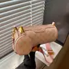 Bolsos de Mujer de Venta Caliente Transfronterizos Este Año, Moda Nueva Primavera/Verano 2026 Bolso Cilíndrico Versátil de Gran Capacidad para Hombro y Cruzado