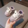 Zapatos para Caminar de Bebé y Niño Pequeño 2026 Primavera/Otoño Nuevos 0-1-2 Años Punta Cerrada Anticolisión Niña Bebé Princesa Punta de Concha Zapatillas de Tablas