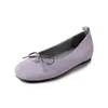 Zapatos de Charol de Color Dulce Dopamina Estilo Nuevo Primavera 2026 para Mujer, de Cuero Genuino, de Boca Baja, con Aumento de Altura Oculto y Tacón Bajo, con Lazo y Gamuza de Piel de Oveja