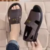 2026 E-commerce Transfronteiriço Mais Vendido Estilo Verão Sandálias Masculinas Casuais Antiderrapantes Superfície Macia Resistente ao Desgaste Solado Macio Respirável Sapatos de Praia