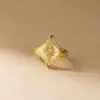 Anillo abierto de diseño de diamante de estilo francés de lujo ligero transfronterizo con acabado cepillado a mano, diseño de nicho, sensación de alta gama, moderno y versátil