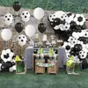 Kit de Arco de Guirlanda de Balões de Látex com Tema de Futebol Transfronteiriço adequado para aniversários, festas e celebrações