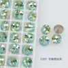 Dongzhou Crystal 8mm Fondo Plano Corte Fuego Artificial Diamante Redondo Superficie de Rejilla Colorida K9 Diamante de Vidrio Brillante al por Mayor Decoraciones para Arte de Uñas