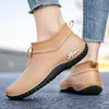 Botas de lluvia cortas para mujer son ligeras, duraderas, antideslizantes, impermeables y zapatos de goma casuales de moda para usar en días lluviosos