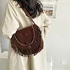 Moda Otoño 2026 Bolso de Hombro Cruzado Versátil con Borlas de Estilo Occidental Simple y Moderno