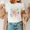 Camiseta Cruz deja florecer la amabilidad es genial es amable retro flor T-shirt inspiración estética ropa de mujer flor amabilidad T-shirt