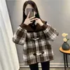 Abrigo de otoño e invierno de talla grande con dragón y fénix compuesto estilo pequeño aroma a cuadros cárdigan exterior hebilla de cuerno top de terciopelo perlado